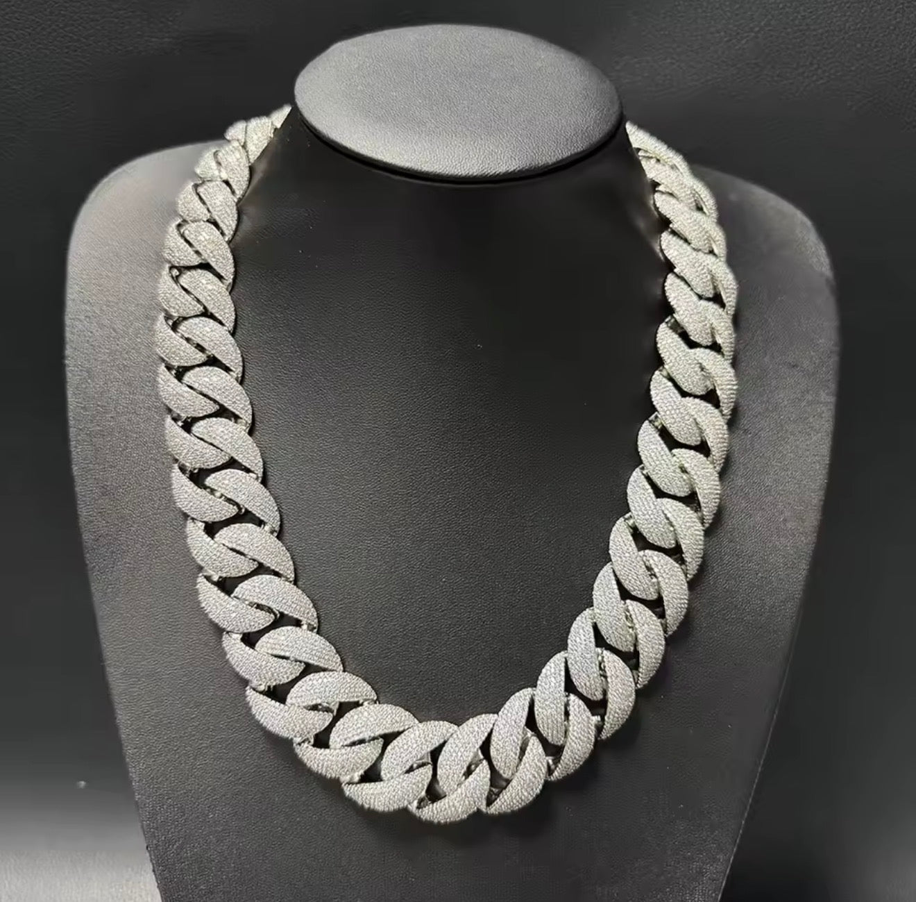 24mm Bussdown Cuban Necklace